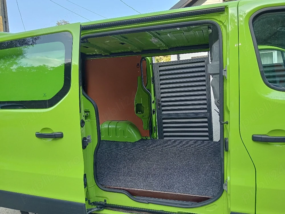 Renault trafic 