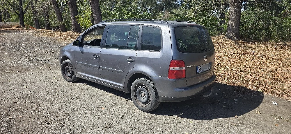vw touran 2.0tdi 140cp acte la zi