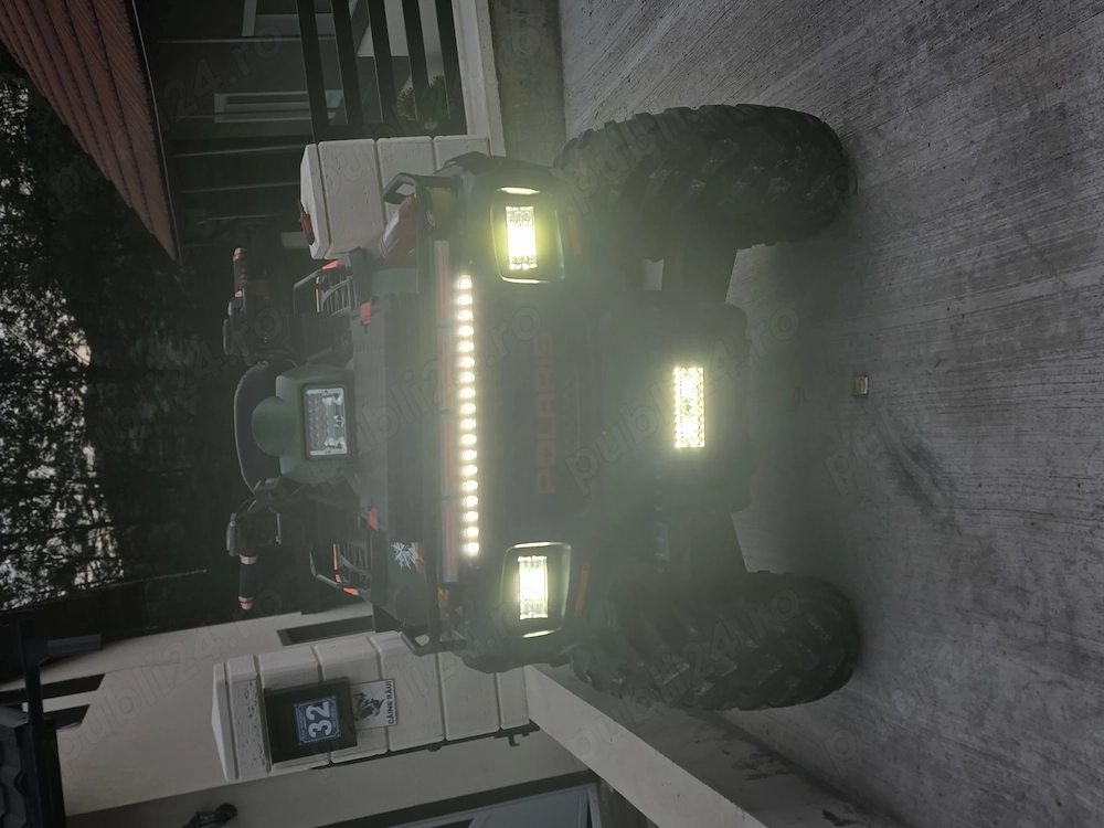 Polaris 700 twin 