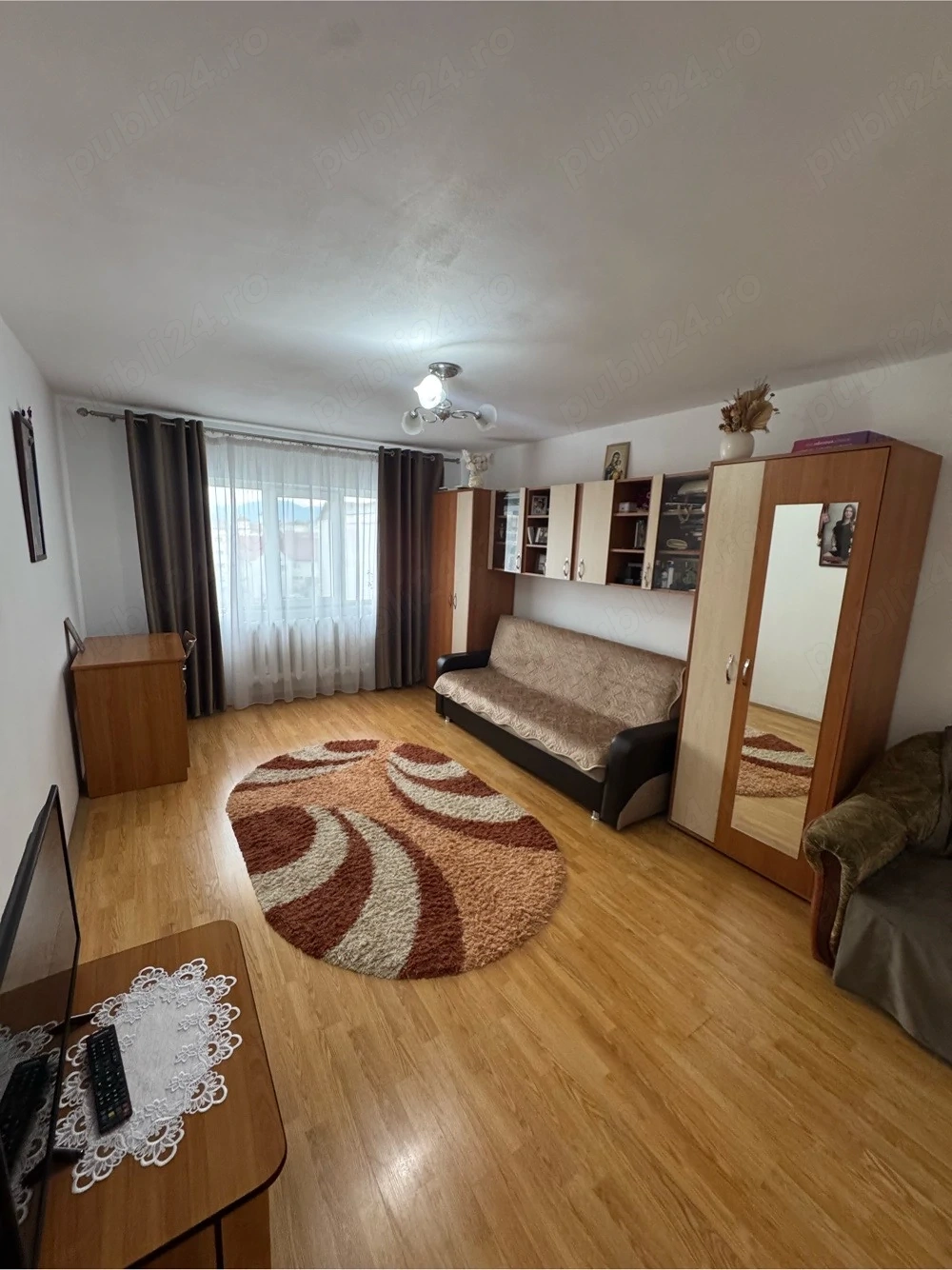 Vând apartament 2 camere decomandat zona Stefan cel mare