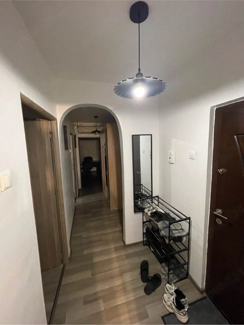 Inchiriez ap 2 camere in regim hotelier 