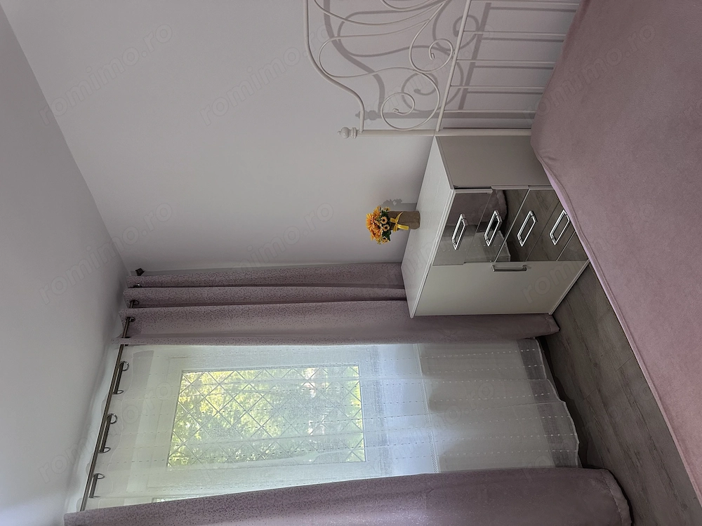 Apartament 4 camere pentru închiriat 