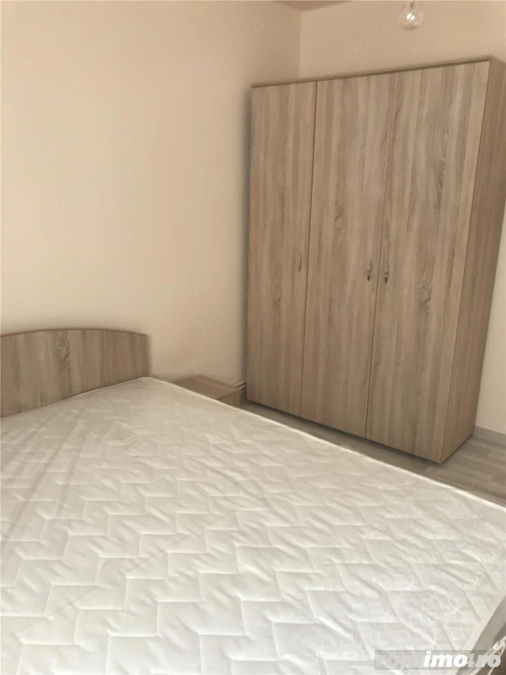 Apartament 2 camere metrou Gorjului cu centrala propie