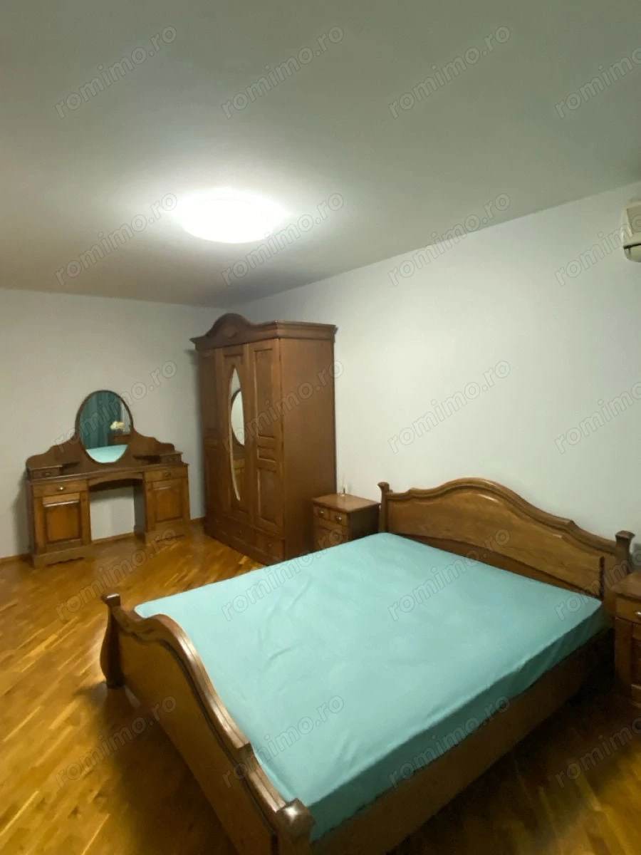 Garsoniera de inchiriat in zona Titan