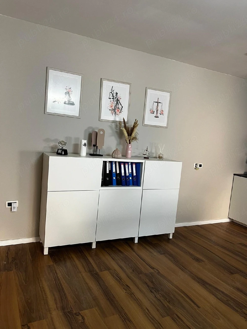 Vănd ap.3 camere birou
