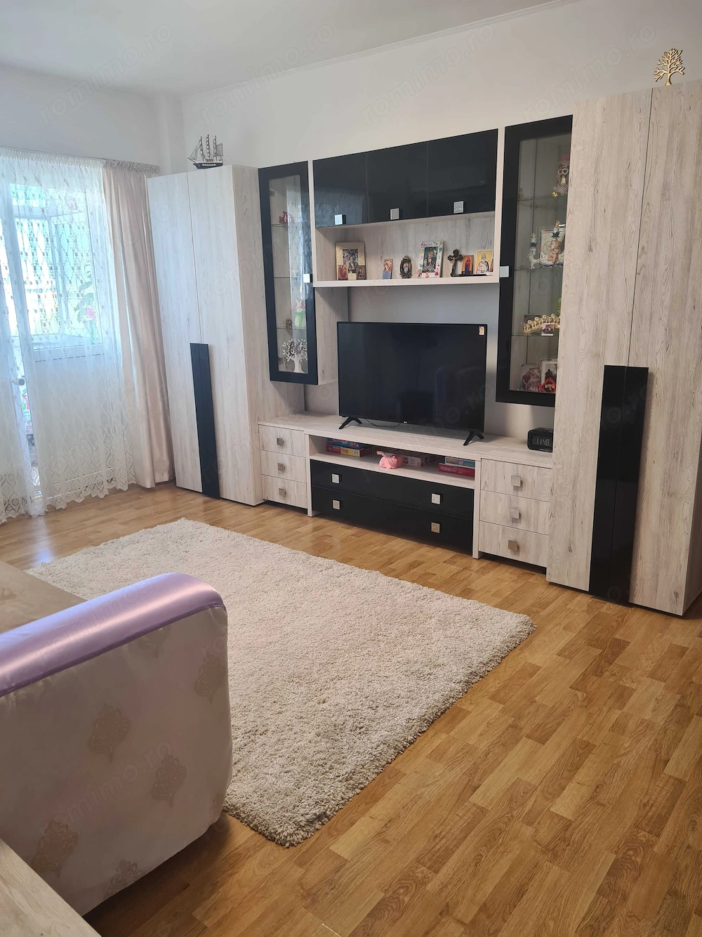 Vanzare Apartament 2 camere, 55 mp, loc de parcare, balcon închis – Sector 5