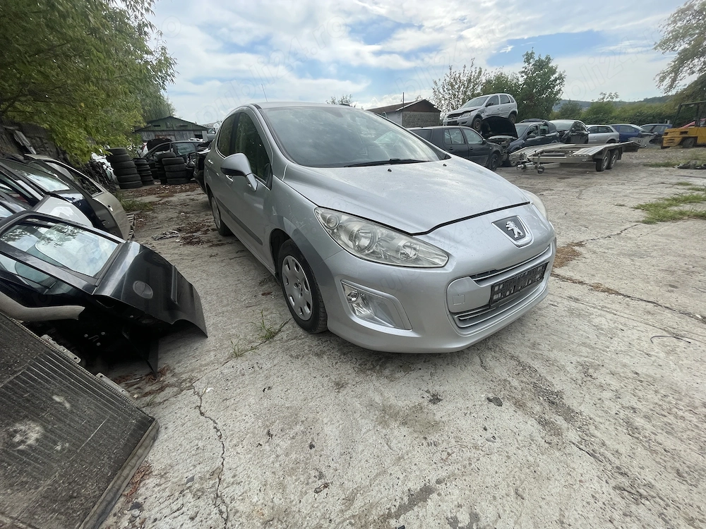 Dezmembrez Peugeot 308 1.6 HDi 92CP Euro 5 an 2012