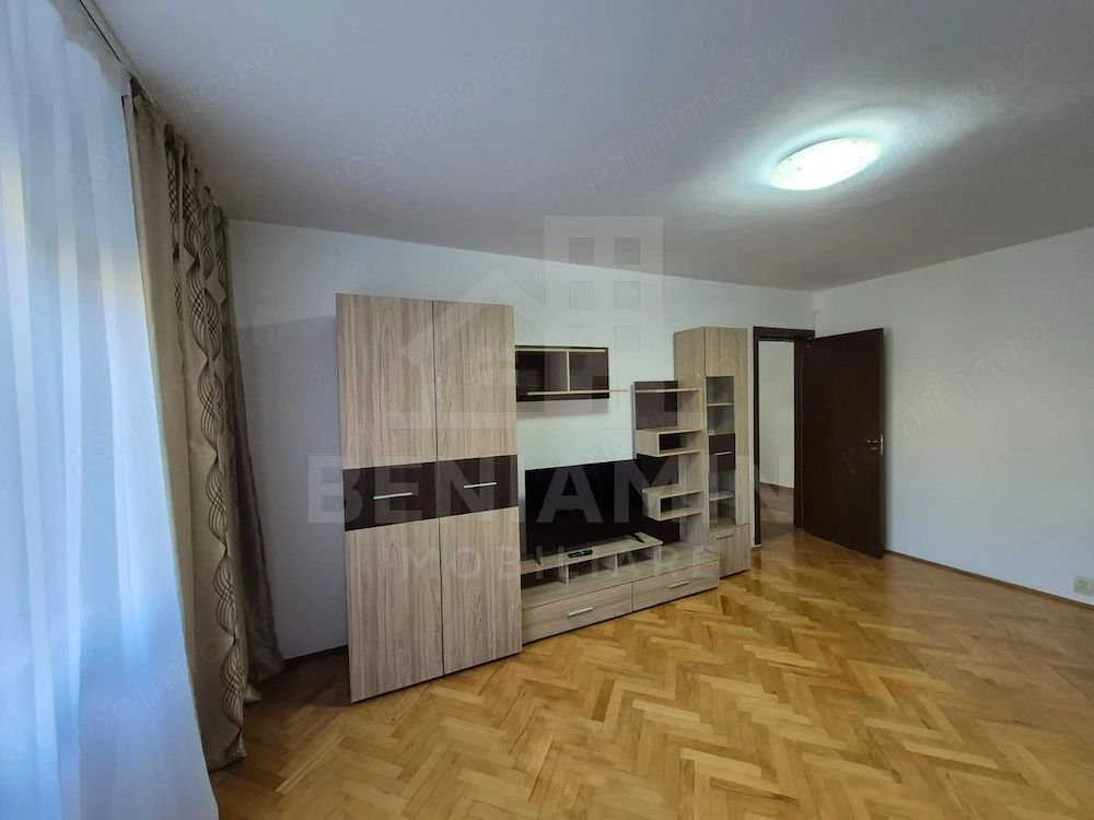 2 decomandate - etaj 2 - AC - mobilat - utilat - Rovine - Posta