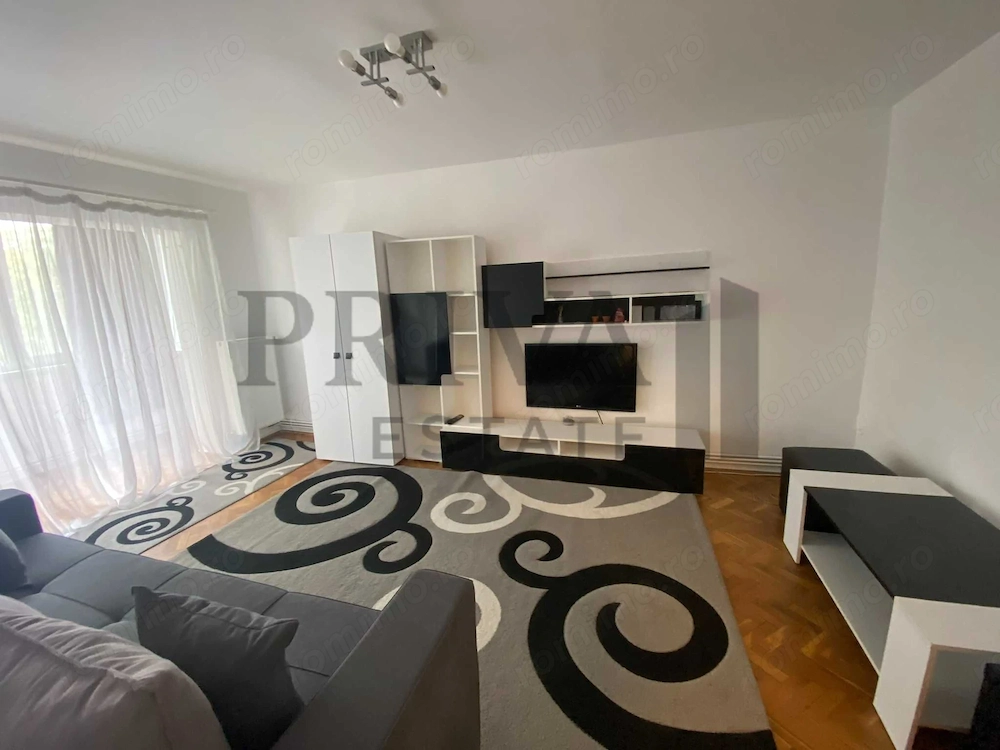 Apartament spațios 3 camere, 80 mp, etaj 2, Soarelui