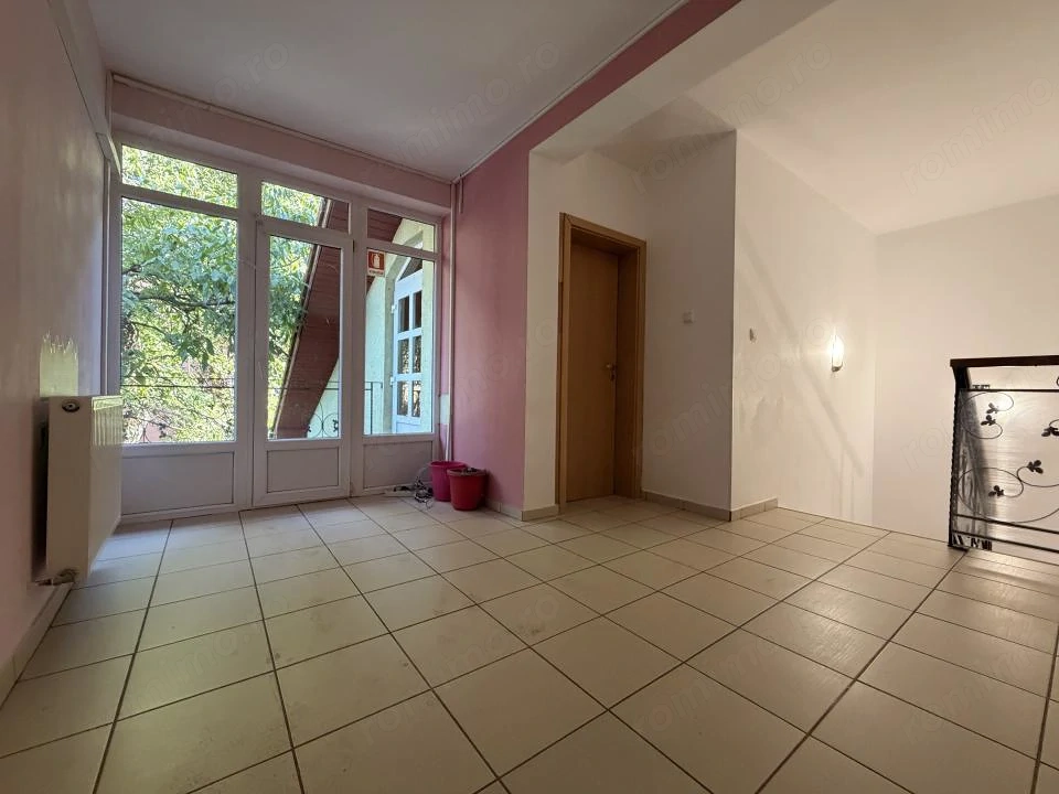 Casa individuala 5 camere, 200 mp curte, terasa, garaj - Fabric