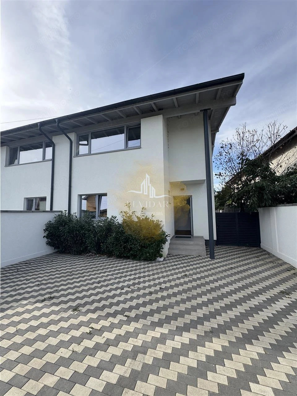 Duplex Mosnita noua - 3 dormitoare | 3 bai | Complet mobilat