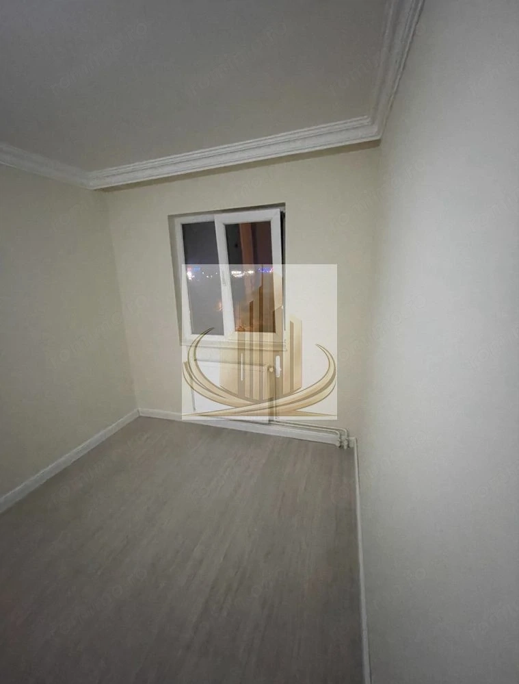 Apartament 2 camere cu balcon și centrală inclusă în preț