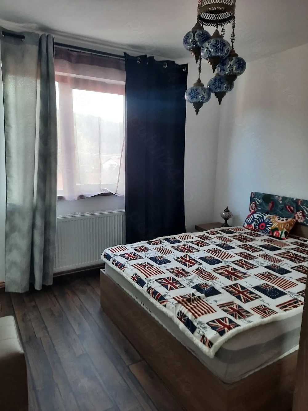 Vanzare o casa speciala in Busteni,langa partie