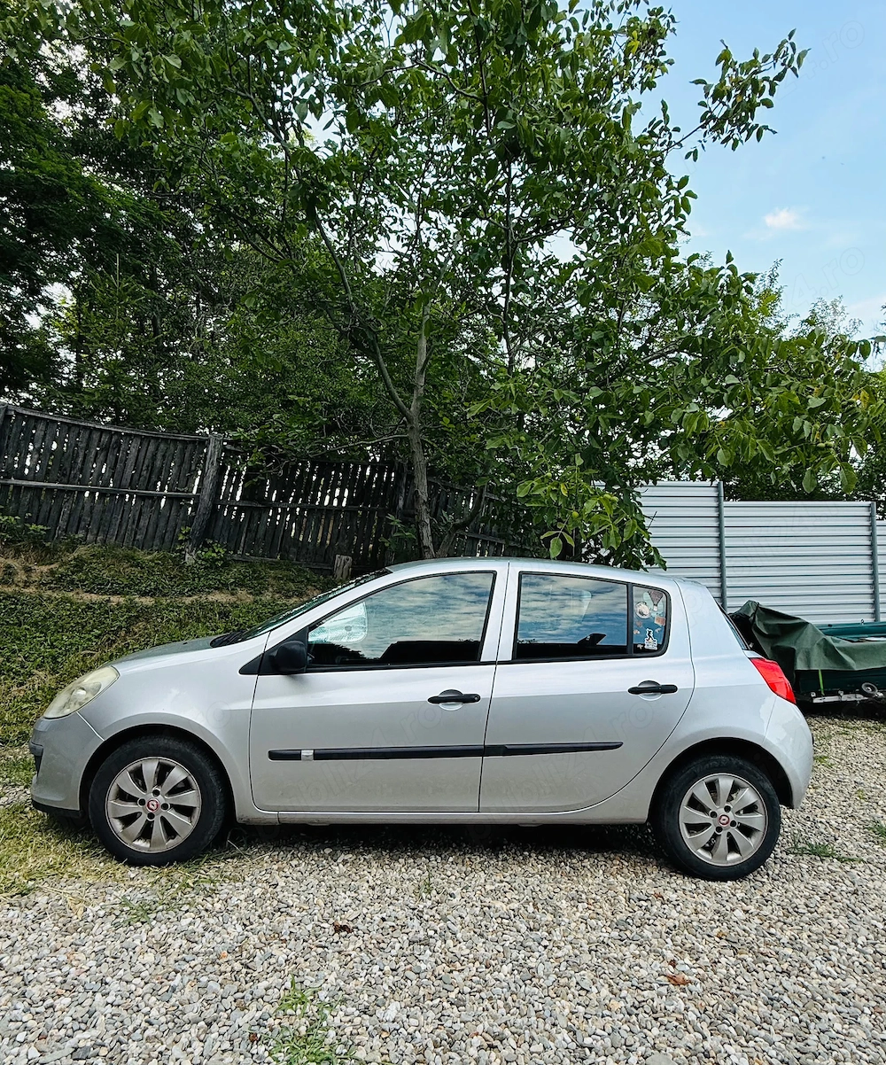 Vând Renault Clio 2007 