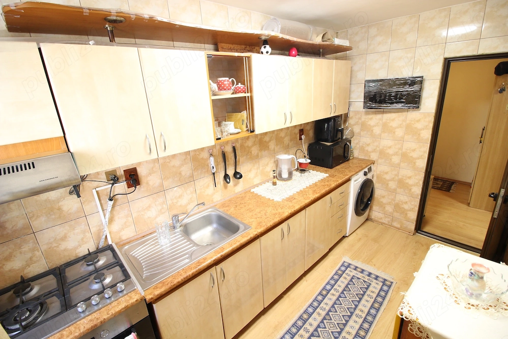 Ap. 2 camere Micro 40, L-uri, bld-ul Traian Vuia, renovat