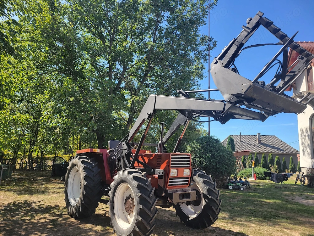 Vând Tractor Fiatdt 780