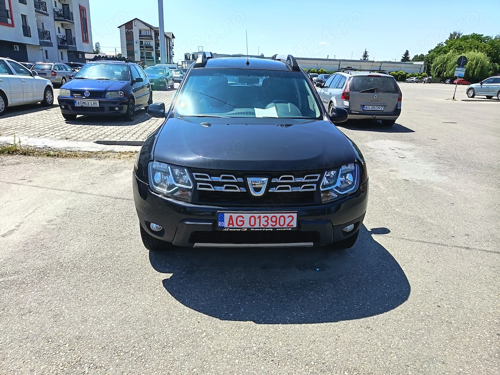 Vând Dacia Duster 15DCI 22000km