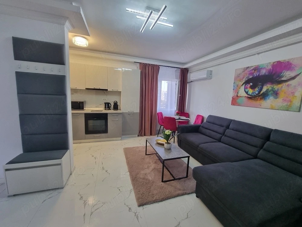 Termen lung apartament nou + Parcare 