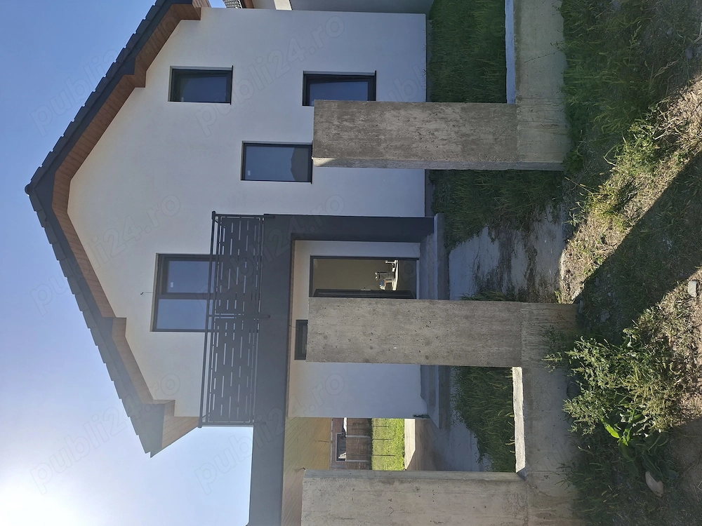 Vand casa tip P+M Martinesti