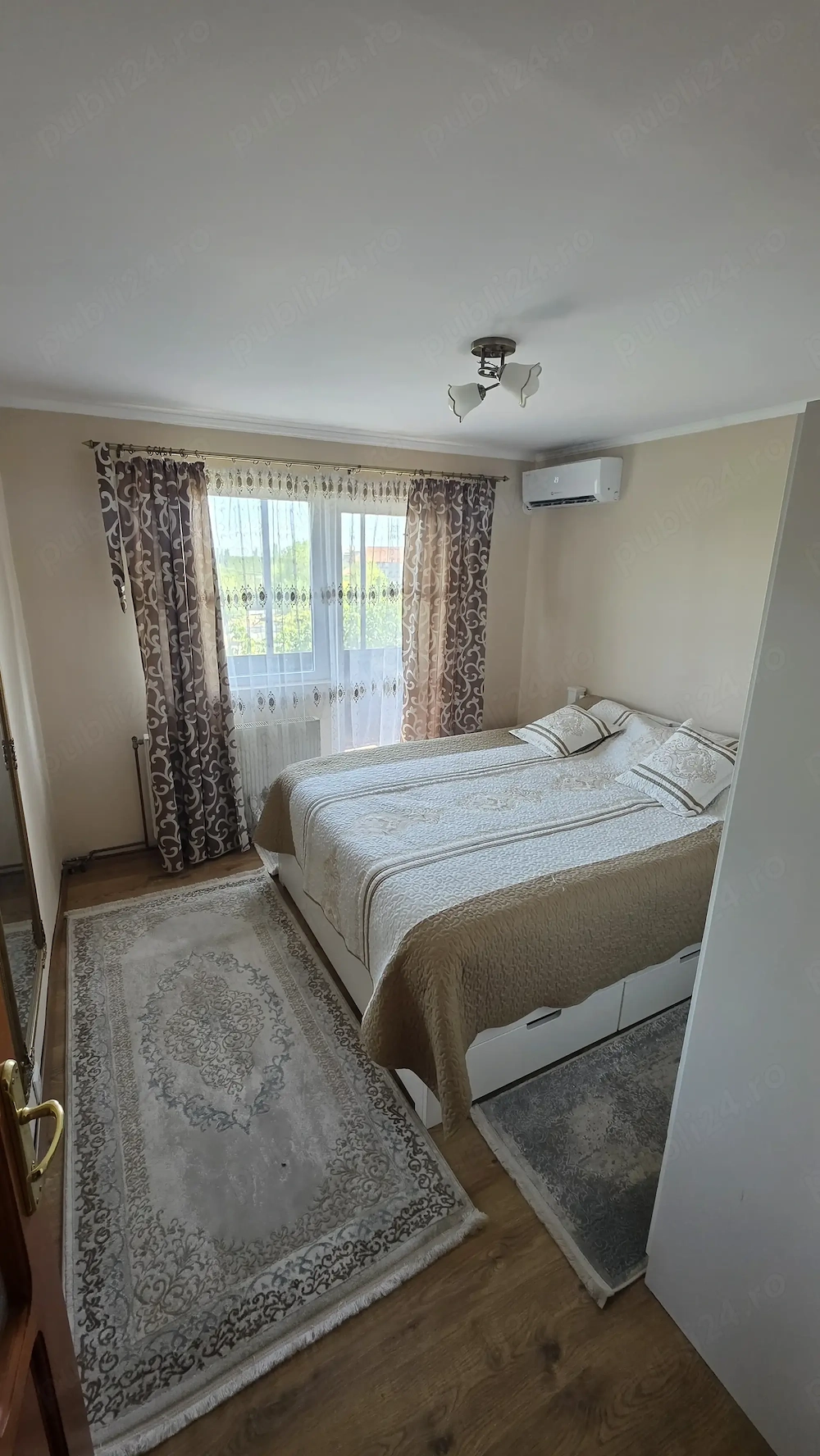 Apartament vanzare 3 camere Jimbolia
