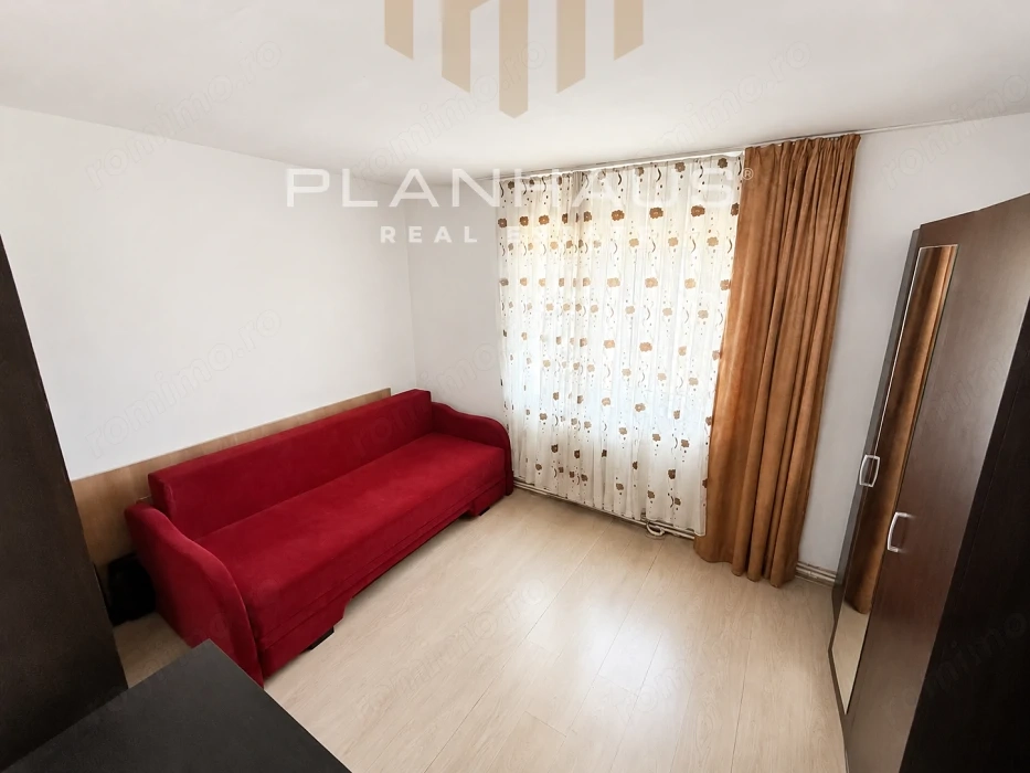 Apartament 2 camere,zona B-dul Traian Pizza Plus/Petru Rares
