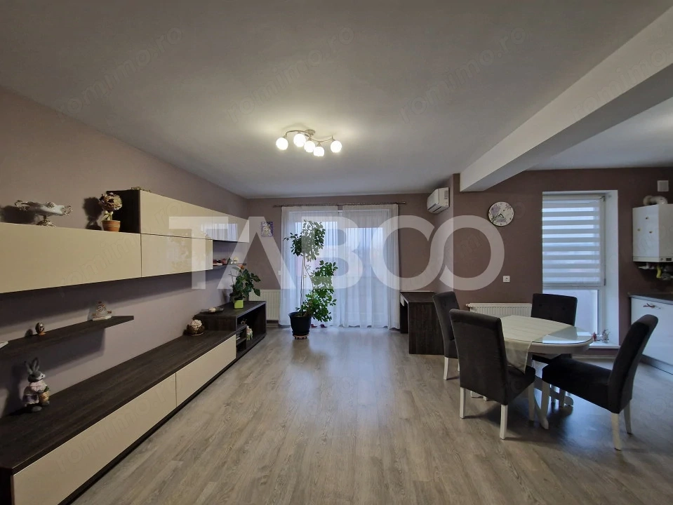 Apartament decomandat 3 camere mobilat si utilat Turnisor Sibiu