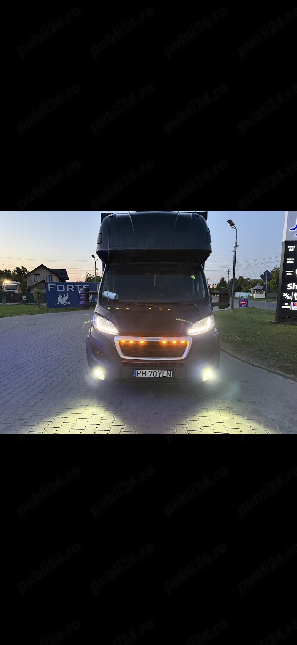 Vand Peugeot Boxer 3.0 cu lift
