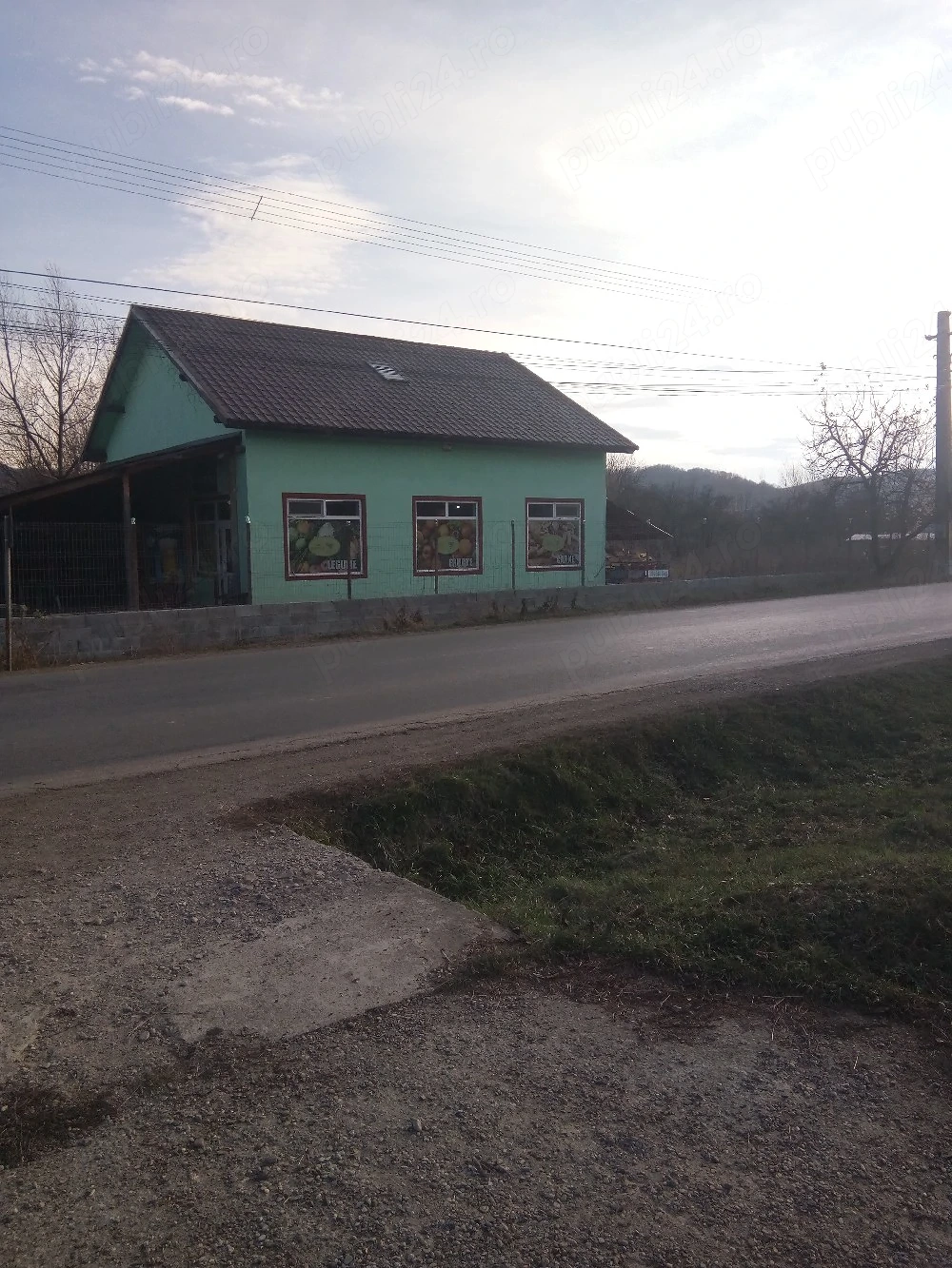 De vînzare