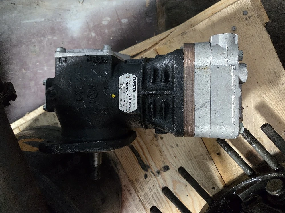 Compresor de aer pentru motor Iveco