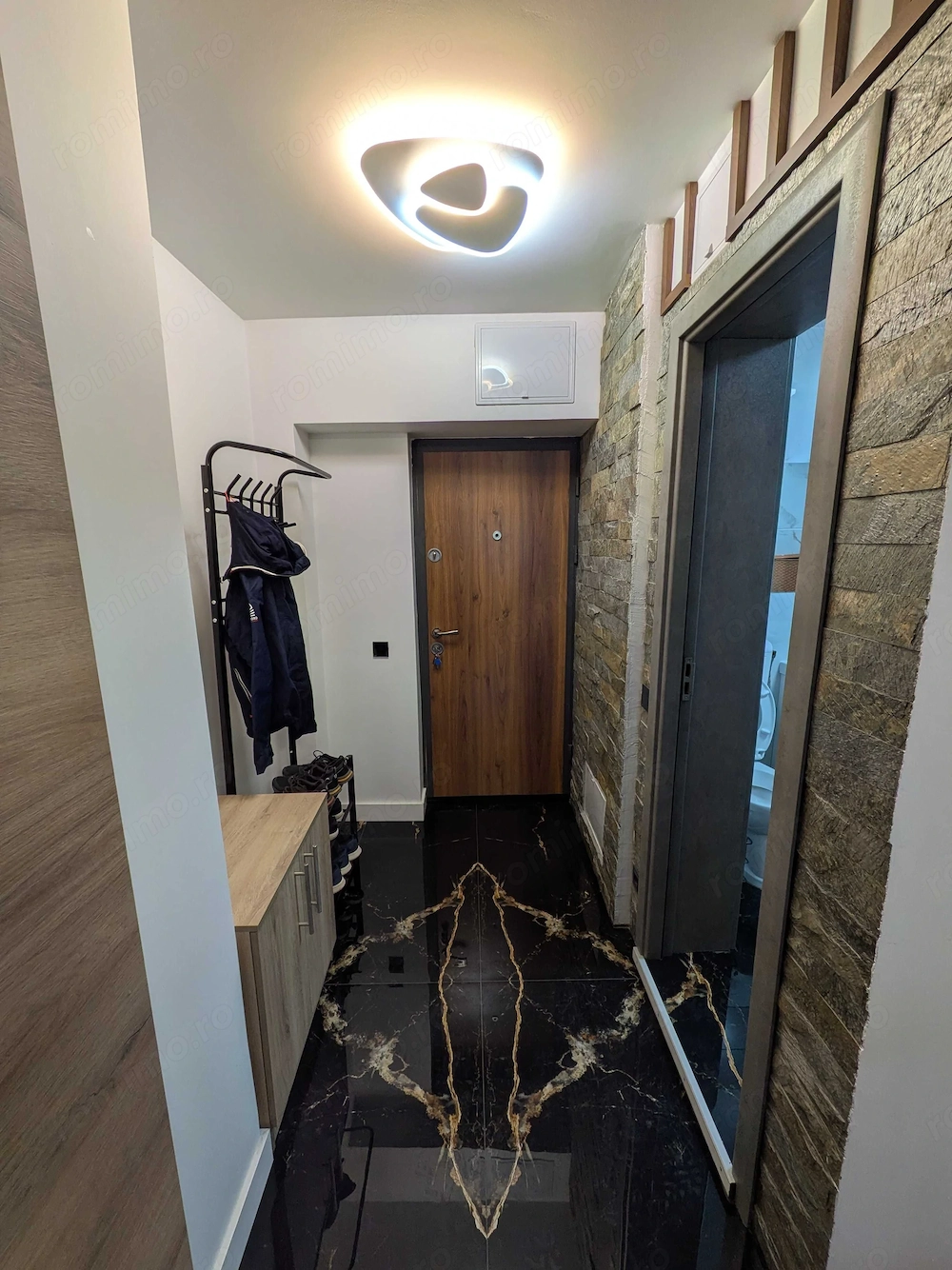 Vanzare Garsonieră 31 mp, mobilată, 10 min de metrou – Ghencea