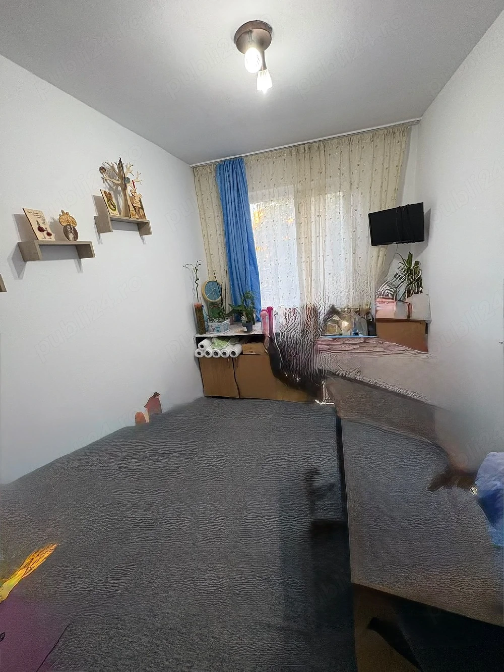 inchiriez apartament 3 camere 