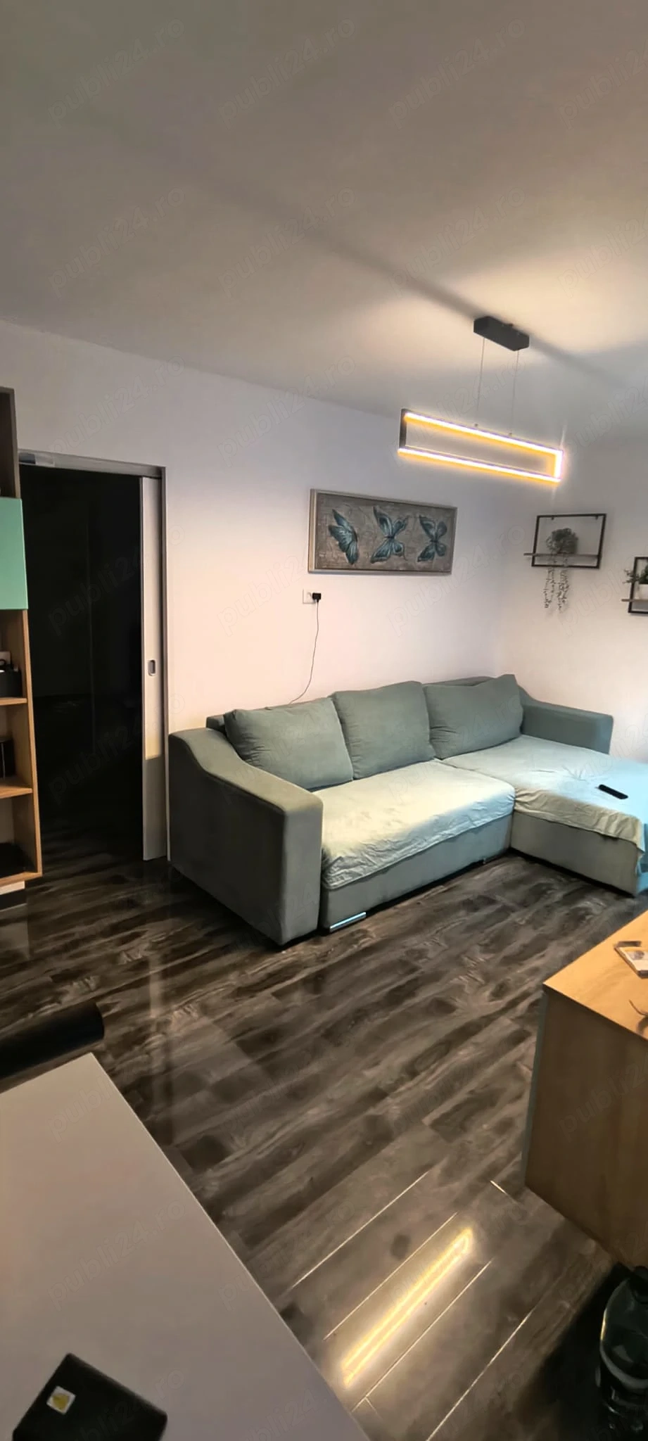 Proprietar vând ap la parter cu. 2 camere cu centrala