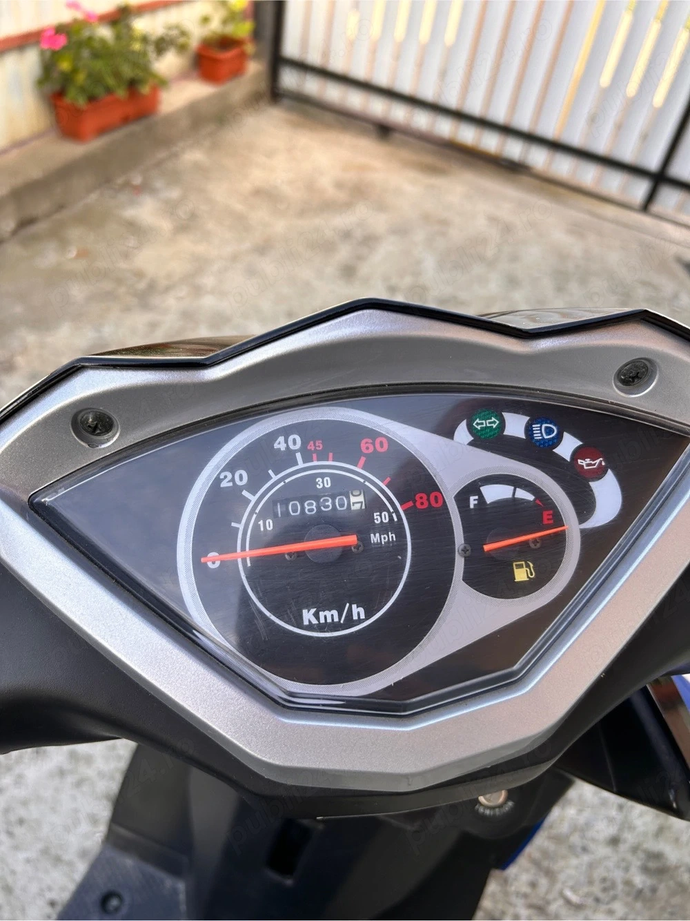 vând scuter SACHS  SX1