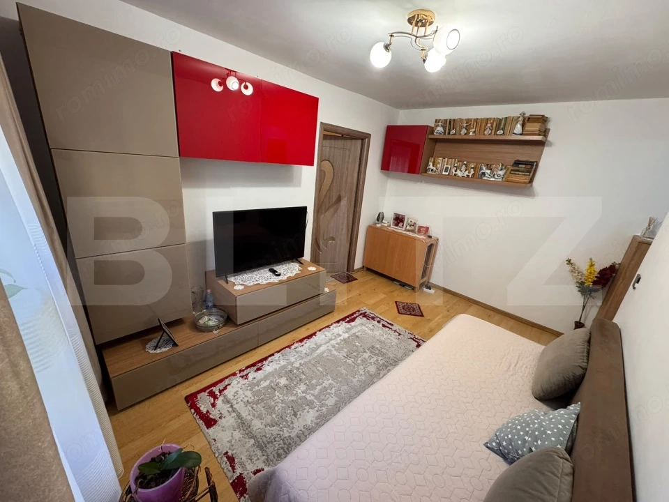Apartament 2 camere, parter – Valea Roșie, zona Pieței