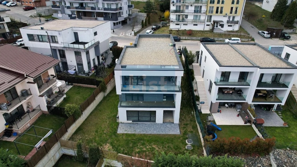 0% Comision ! Duplex finalizat în zona Campului !