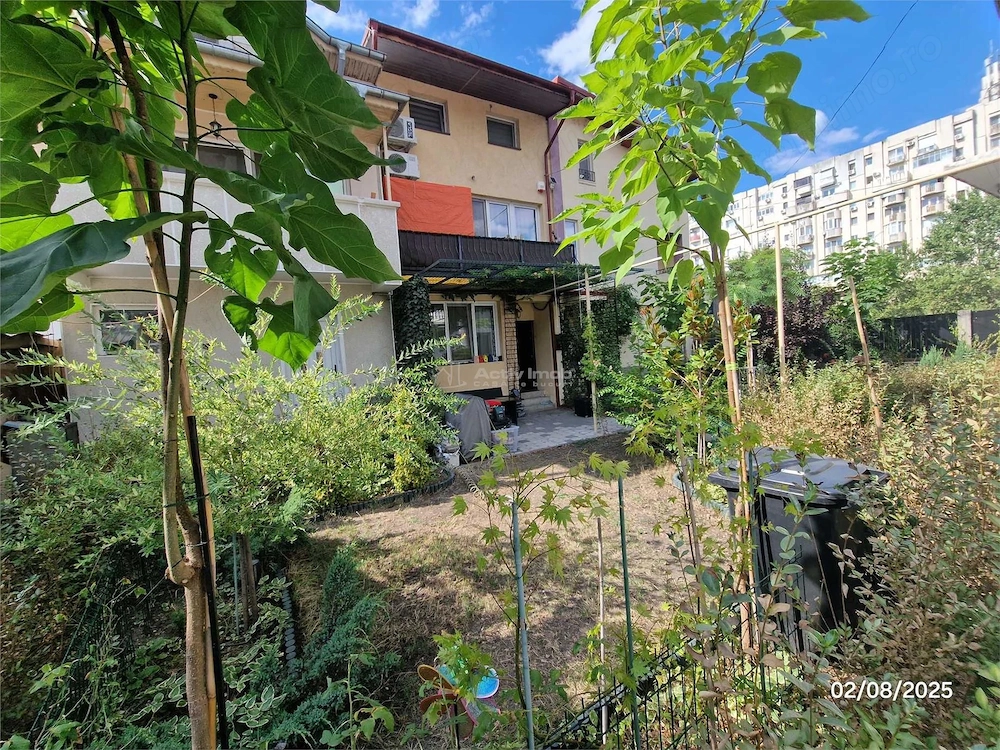 Casa 3 camere 100mp - centrala termica - loc parcare - Splaiul Unirii - Timpuri Noi