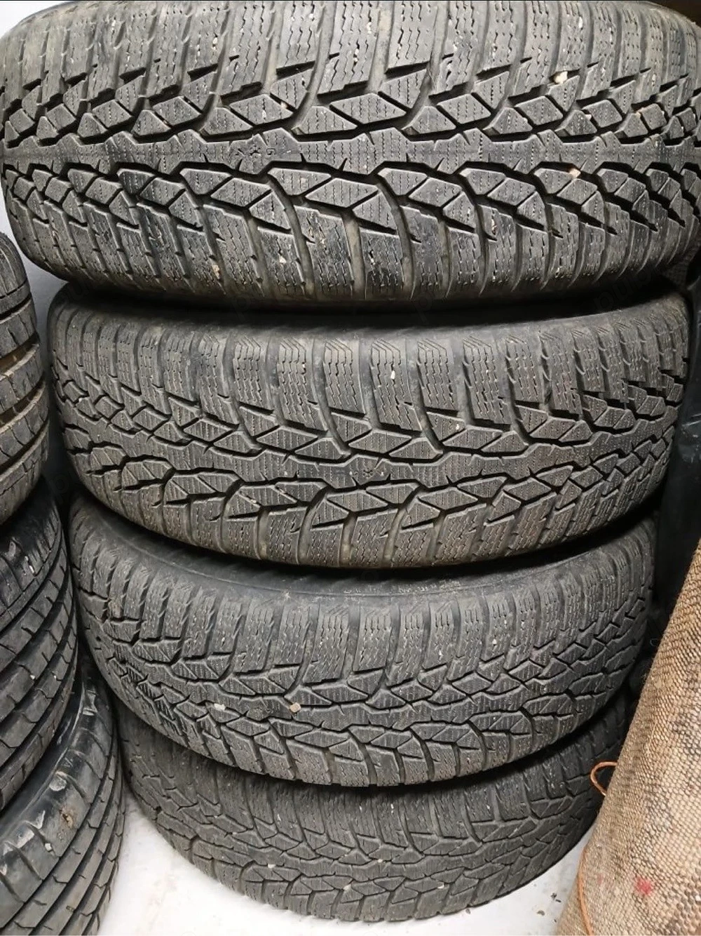 Roti iarna  Cauciucuri Nokian WR D4 folosite un singur sezon 