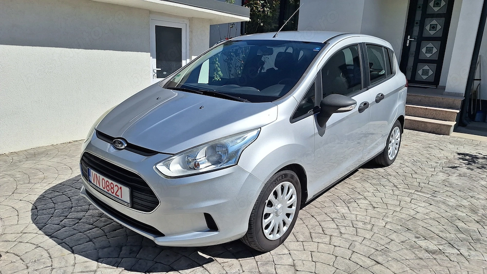 Ford B max 1.4 benzina 90 cp 2015