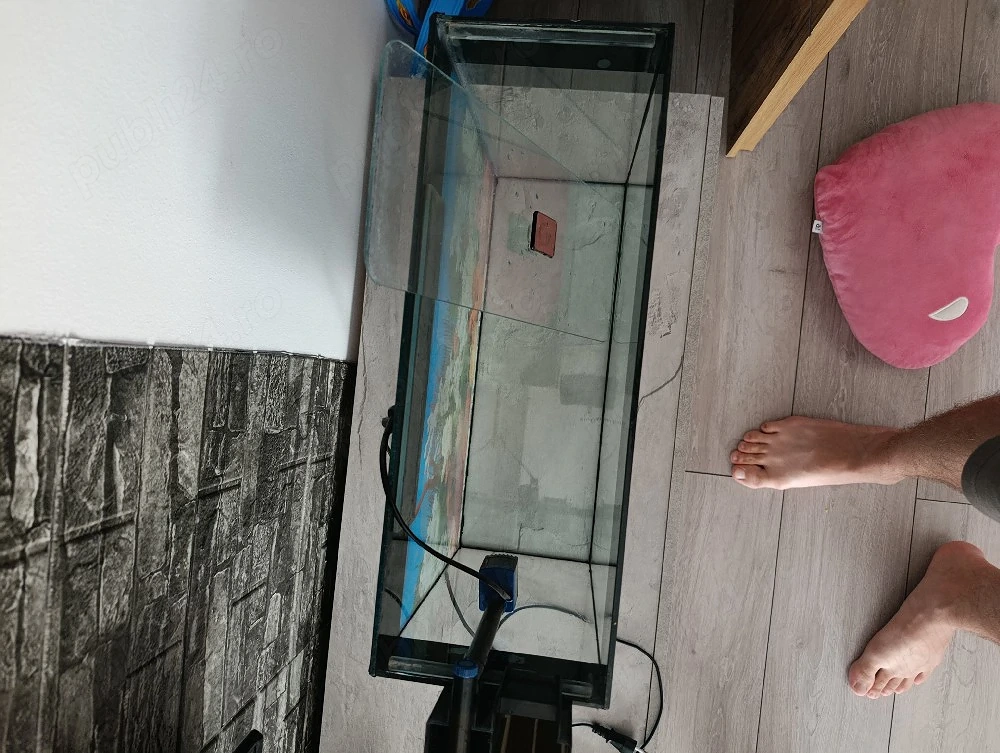 acvariu cu capac si filtru 