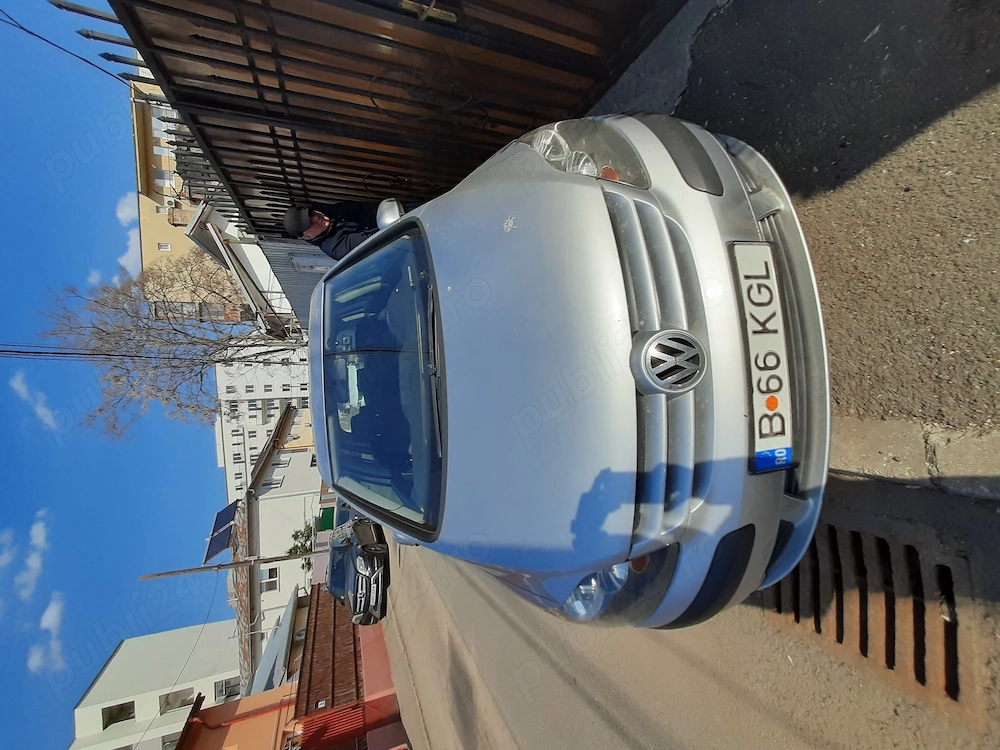 Autoturism Volkswagen Golf Plus, 1896 cm3, gri, 2008, motorina