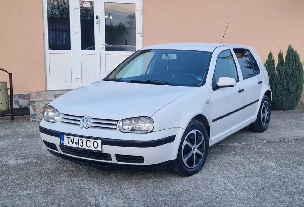 Vand golf 4 1.6 benzina an 2001