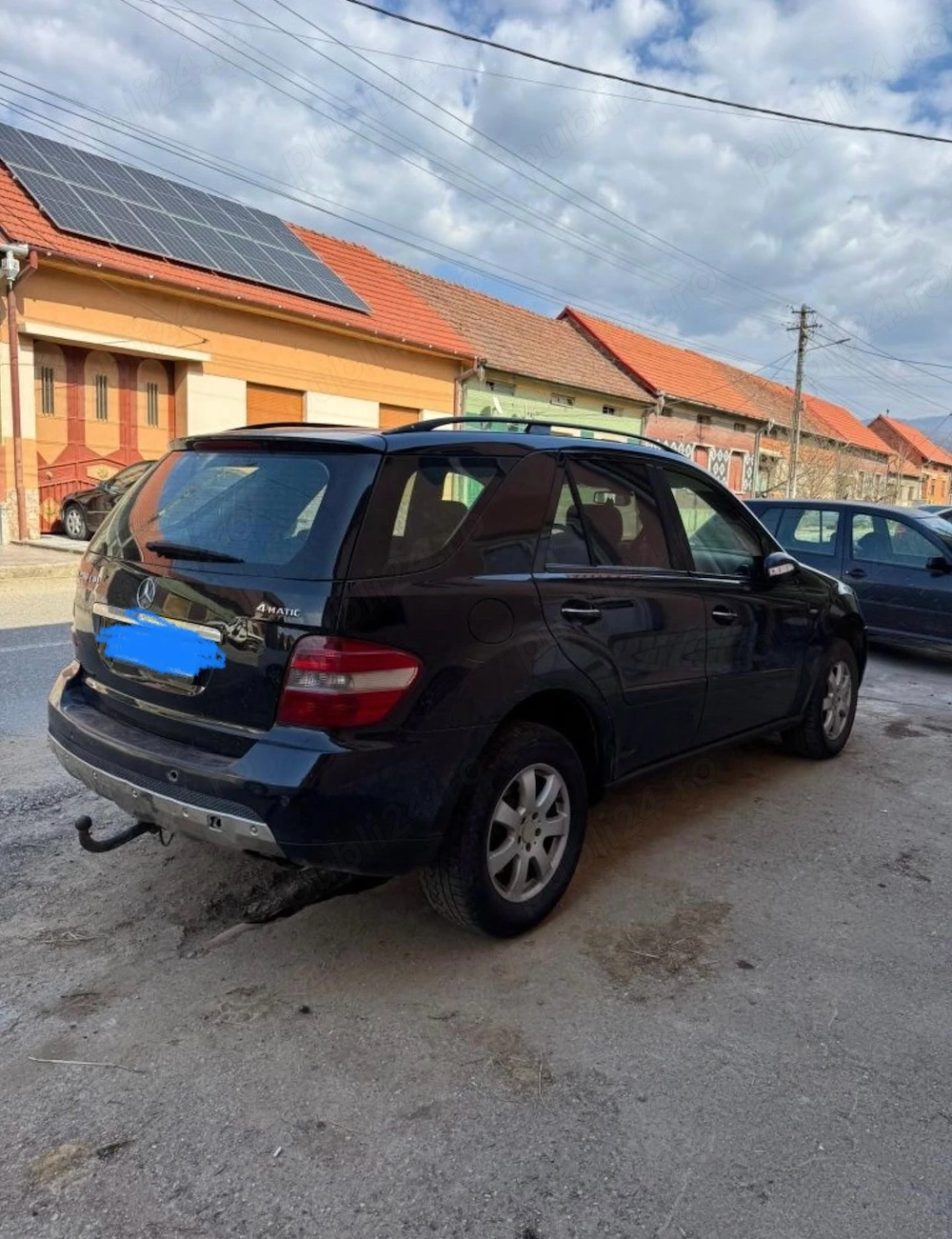 Vând Mercedes ML 280 CDI 4x4 și remorcă cu prelată ideală pentru transport marfă sau animale 
