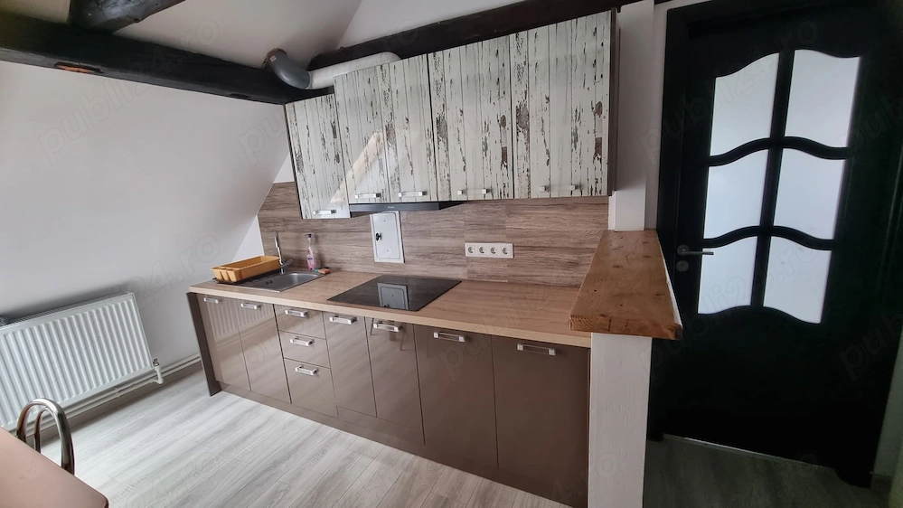 chirie pentru eleve   doua camere mari baie bucatarie suprafata 70m  