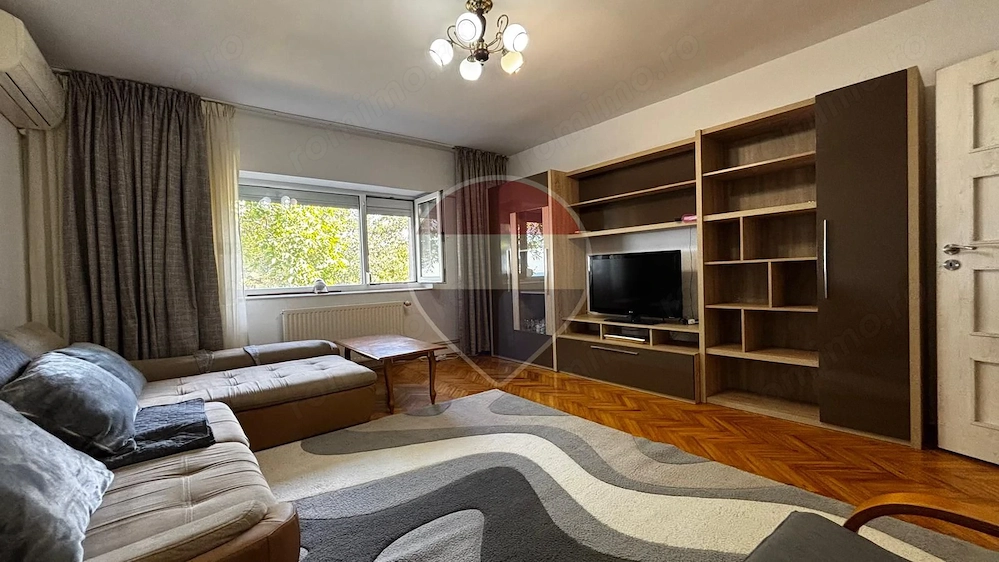 Apartament 2 camere de inchiriat-Faleza Nord in prima linie la mare