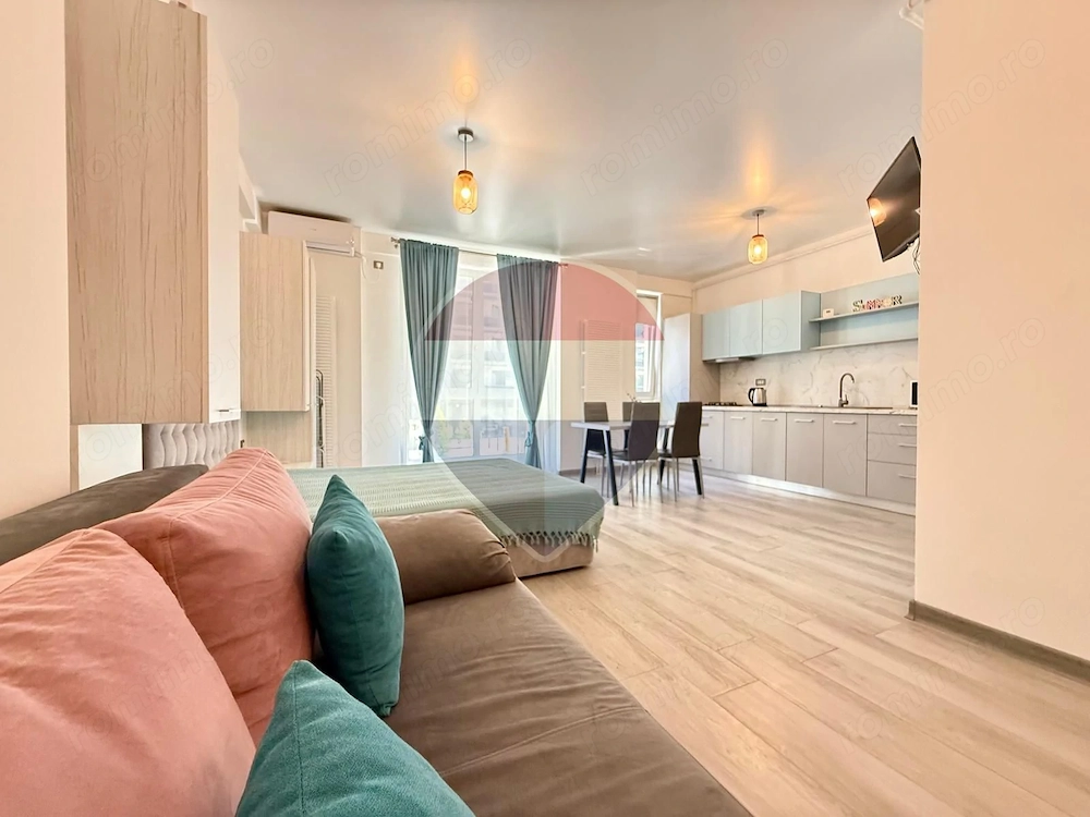 Garsoniera de vanzare 36mp utilit Mamaia Nord, la mare
