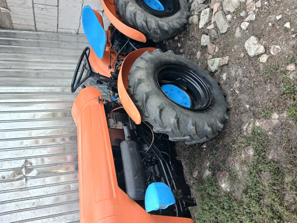Tractor de vanzare