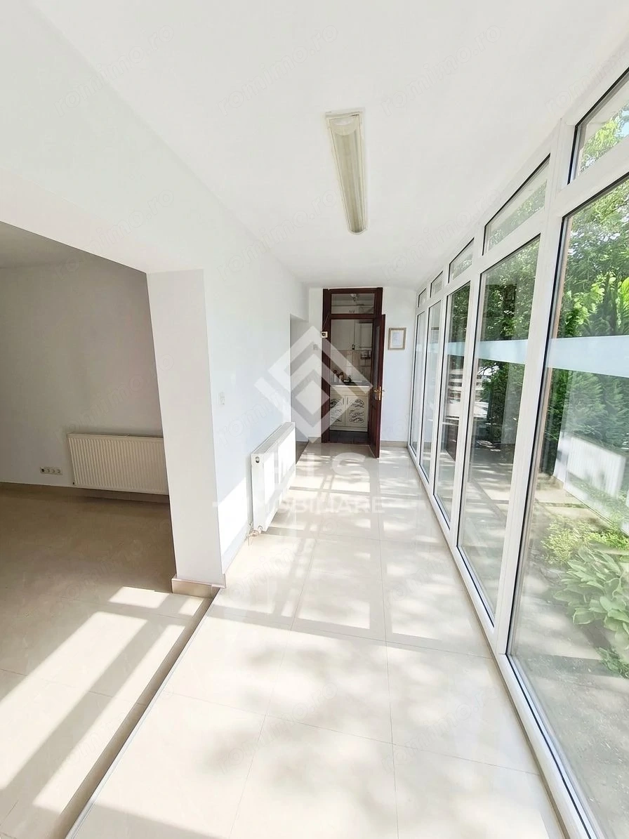 Spatiu de birouri / comercial 65 mp - Parter, Bulevardul Independentei