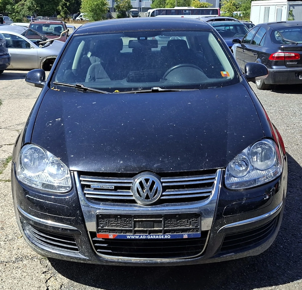 Dezmembram Volkswagen Jetta