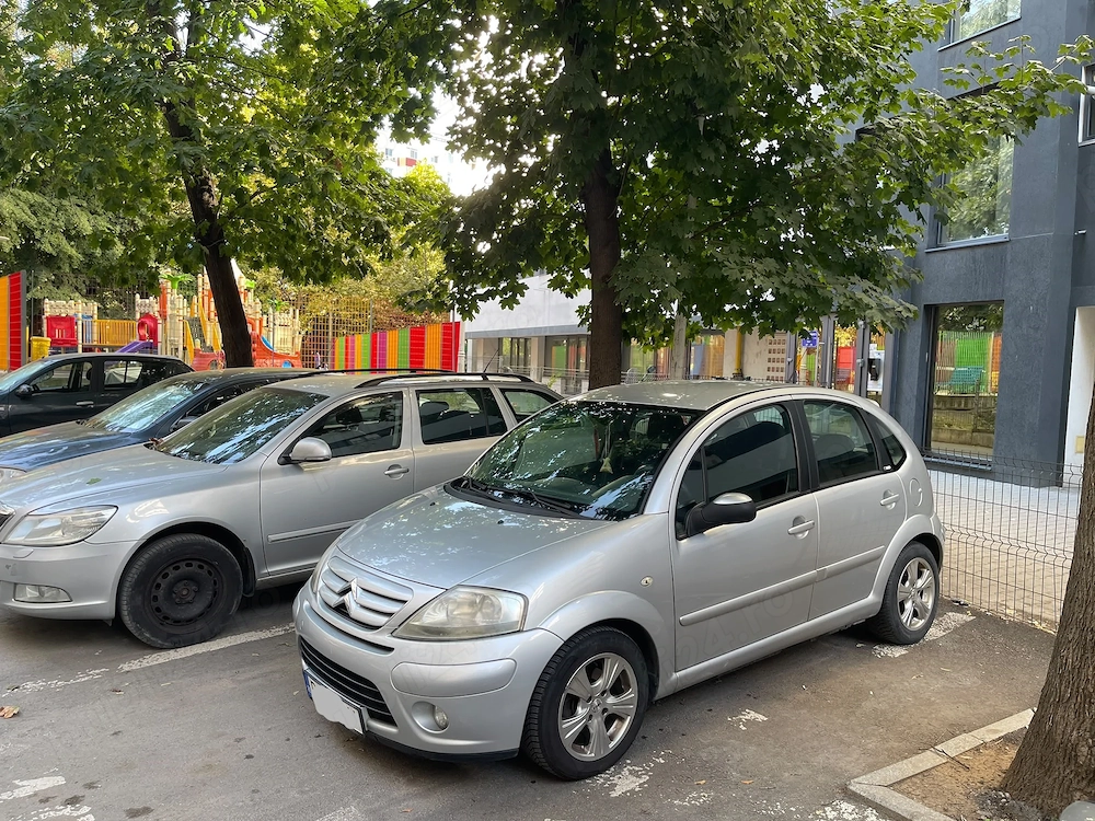 Citroen automat consum si dimensiuni mici