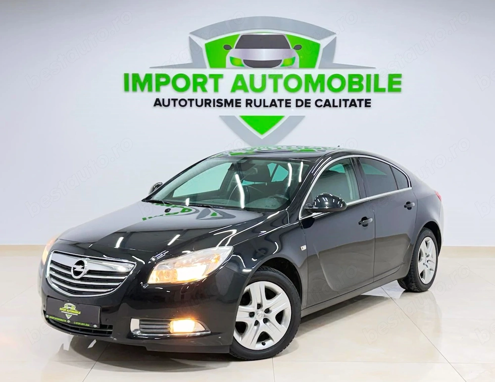Opel Insignia 1.8 Design Edition